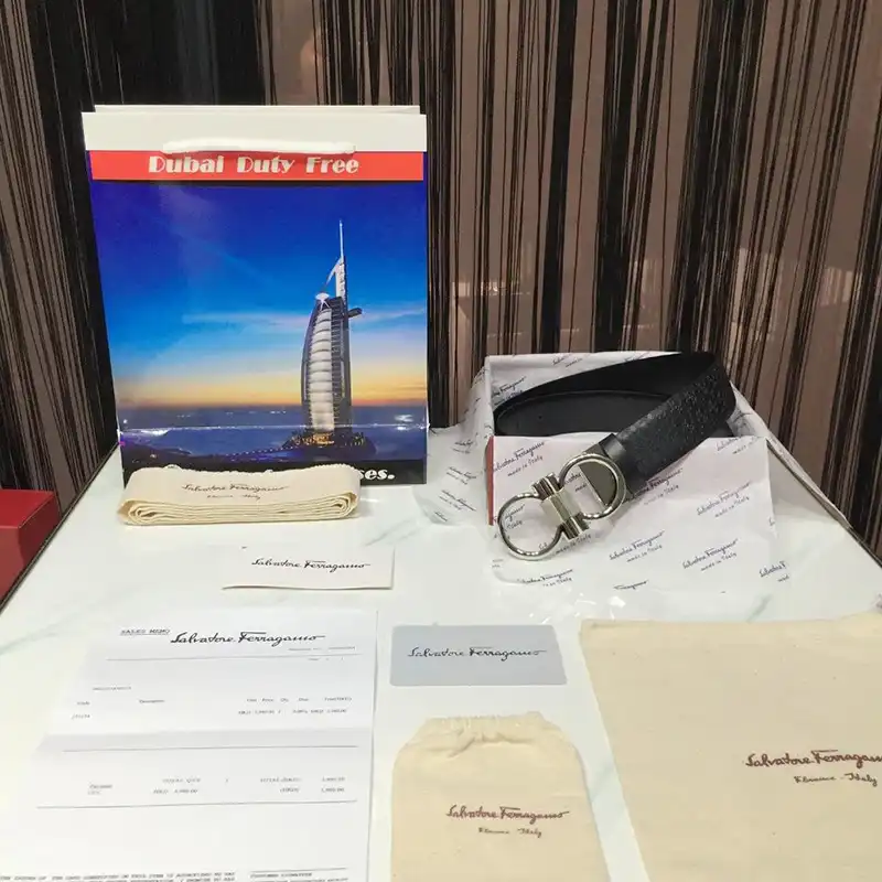 Salvatore Ferragamo s Belte 1905BL0014