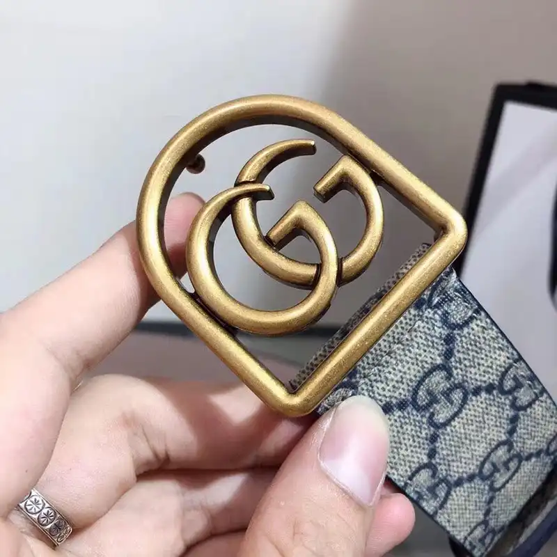 G*u*i s belte 1905bl0253