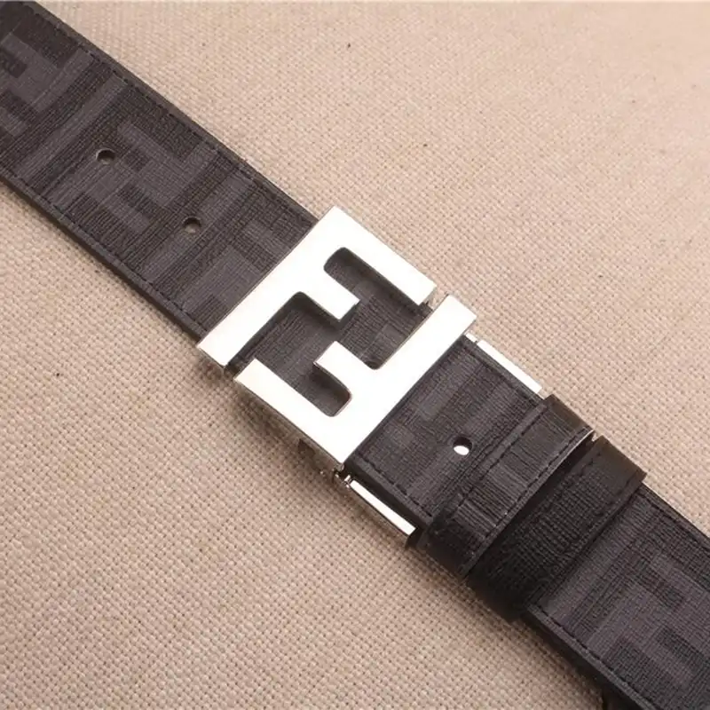 Fendi s Belte 1905BL0343