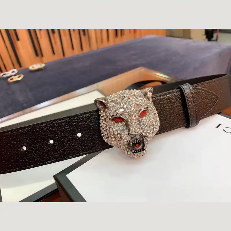 G*u*i s belte 1905bl0427