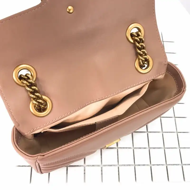 G*u*i bags 19b57g0009