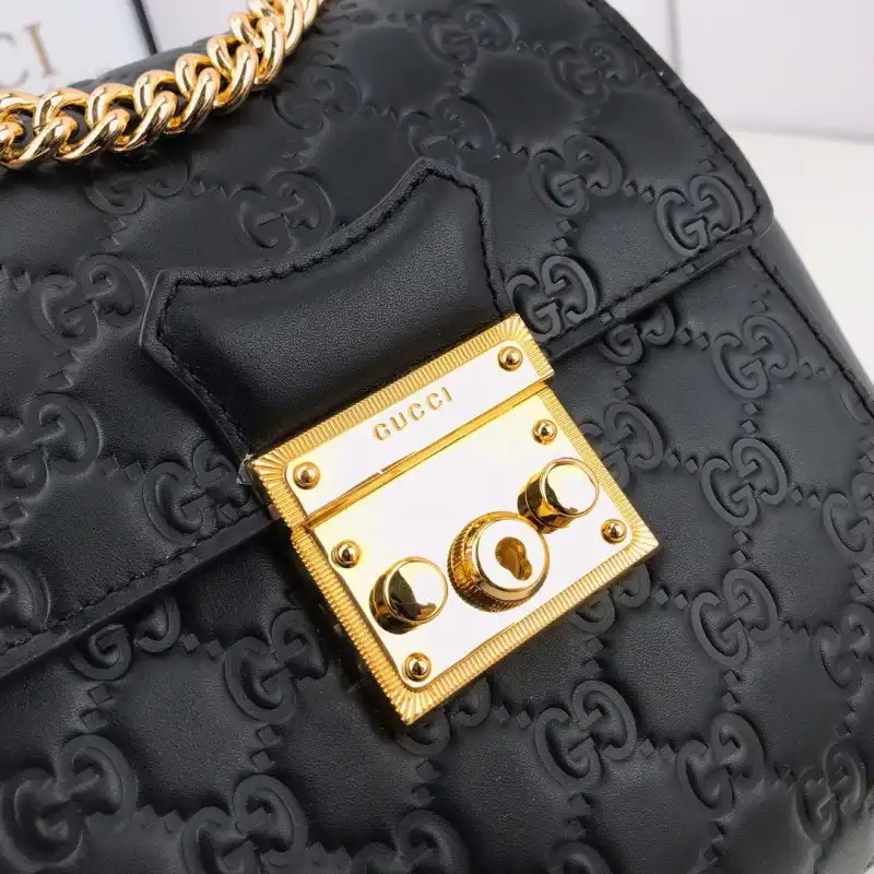 G*u*i bags 19b57g0056