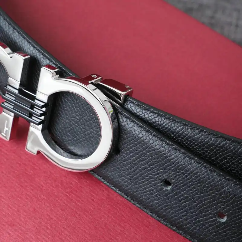 Salvatore Ferragamo s Belte 19xf0092