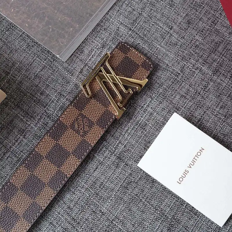 LV s Belte 19xf0098