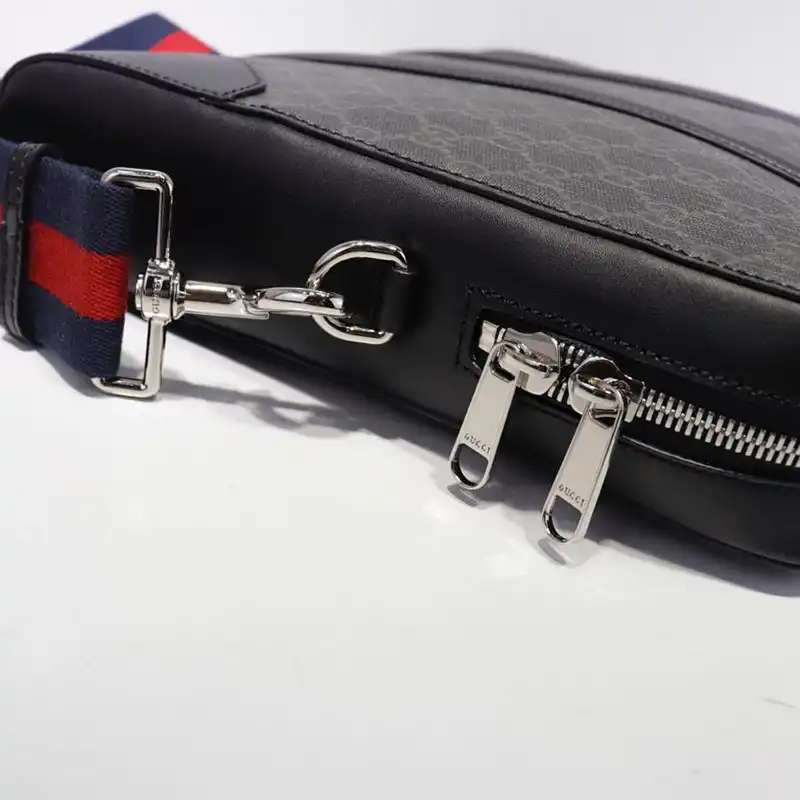 G*u*i briefcases 19gm0020