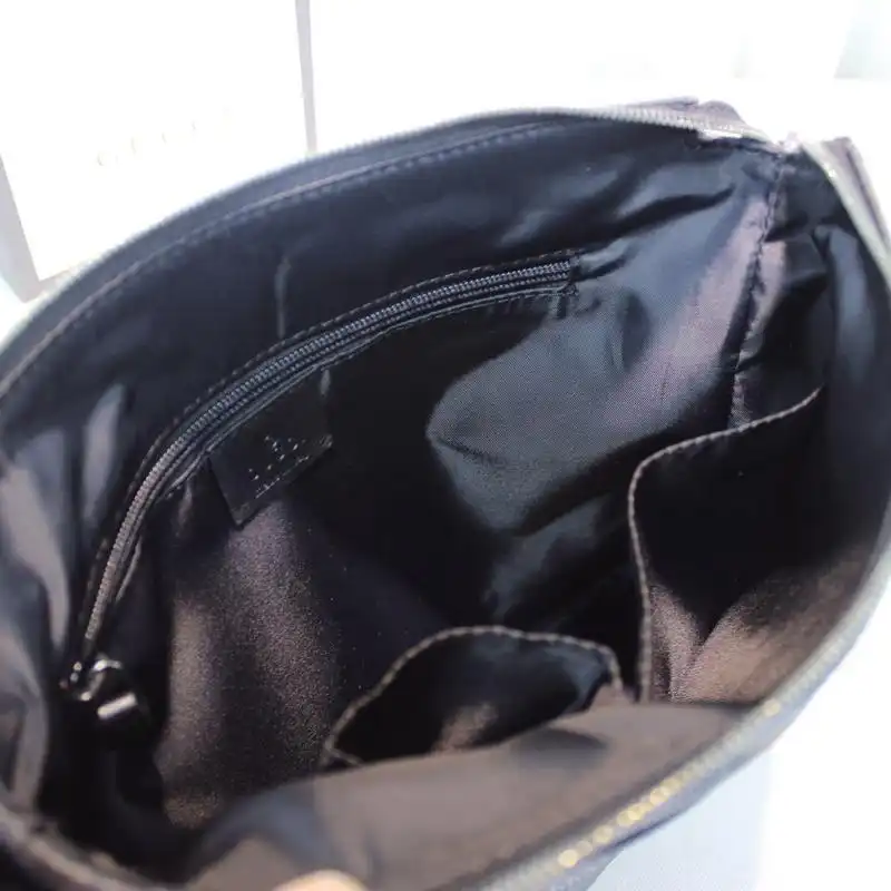 G*u*i messenger bags 19gm0035