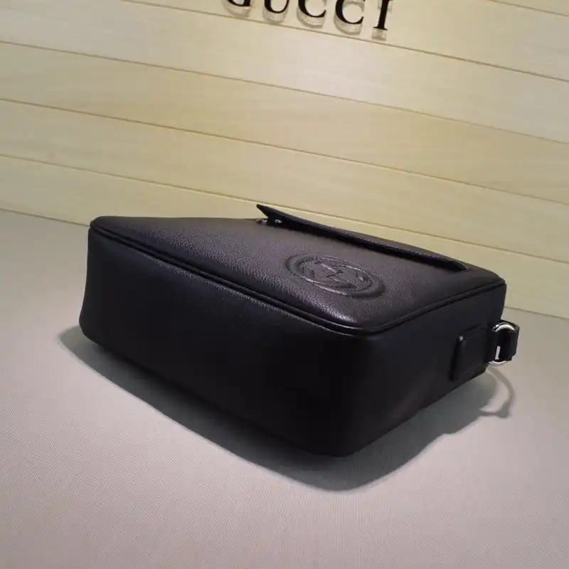 G*u*i crossbody bag 19gm0060