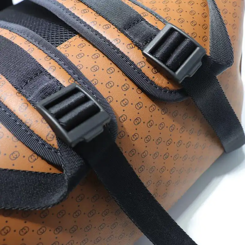 G*u*i backpack 19gm0067