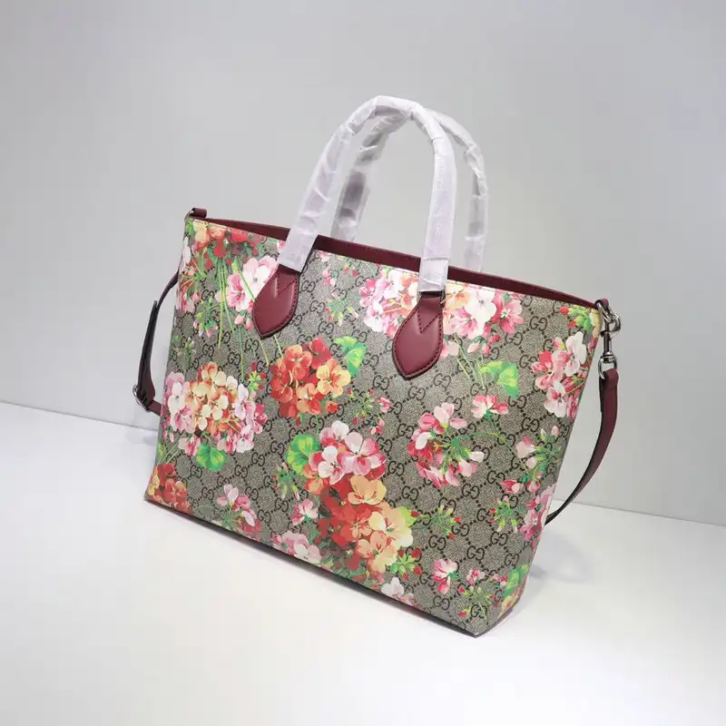 G*u*i bags 20guc0011