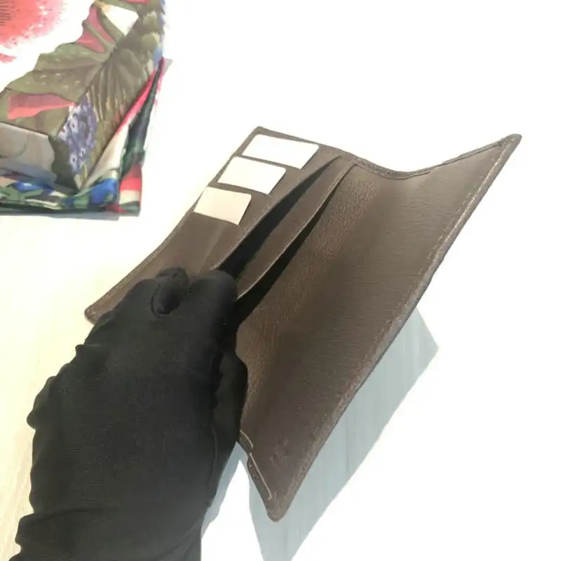 G*u*i bags 20guc0110