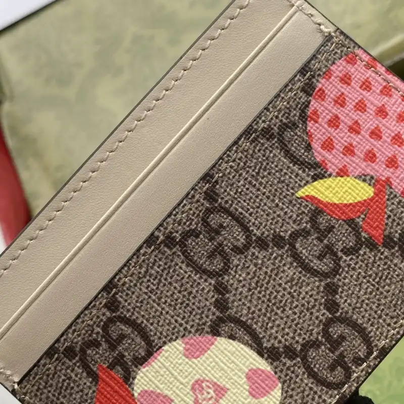 G*u*i s bags 2108ya0081