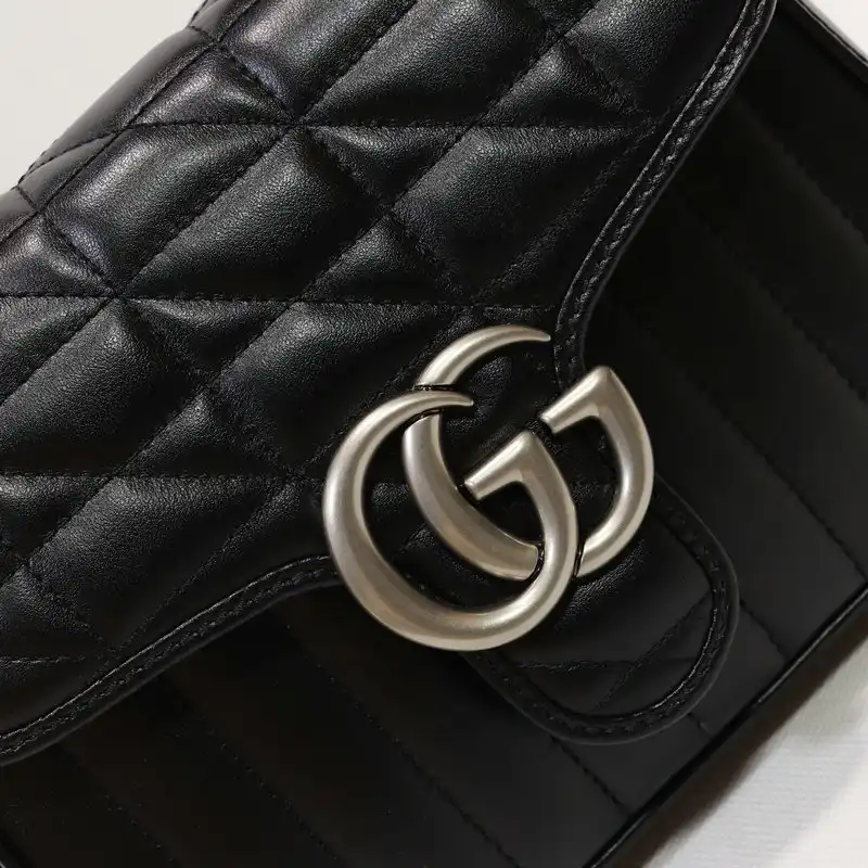 G*u*i bag 2112dj0006