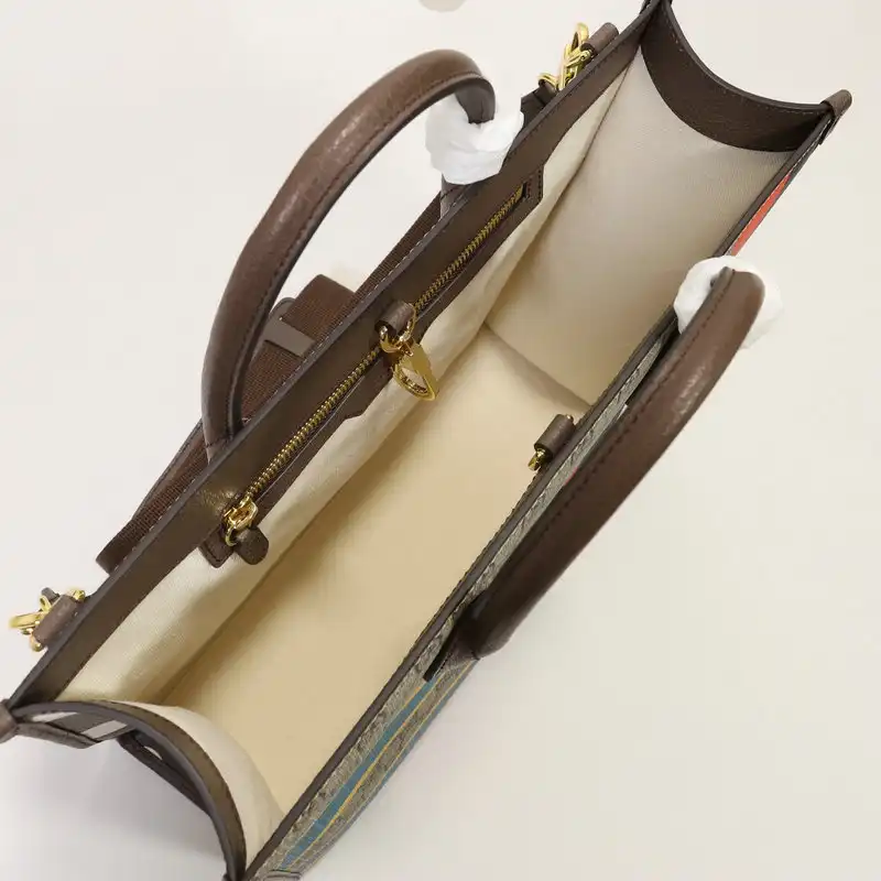 G*u*i bag 2112dj0040