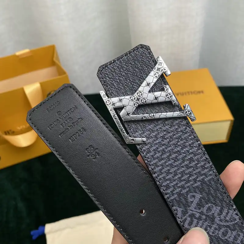 LV Belts 2201XA0179
