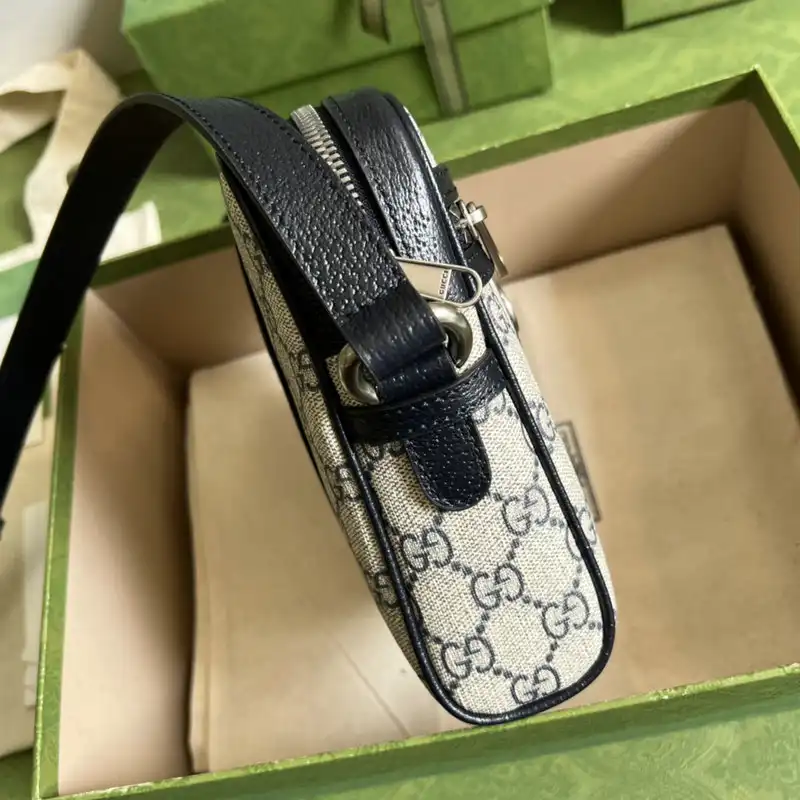 G*u*i bag 2204ya0065