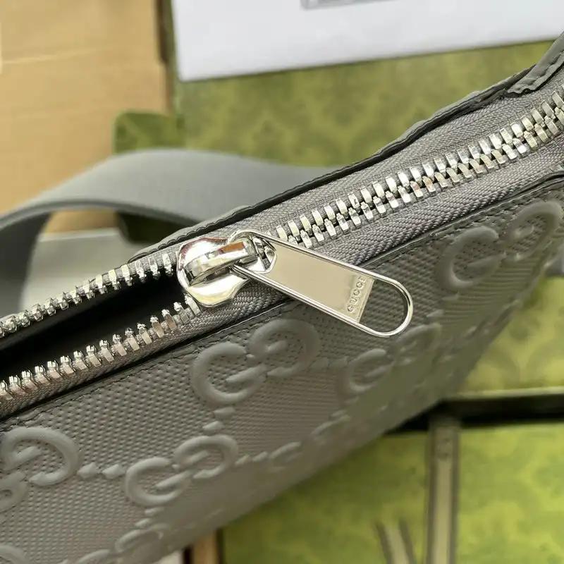 G*u*i bag 2208ya0001