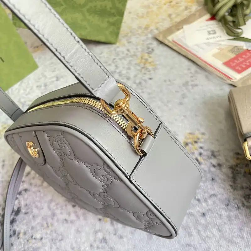 G*u*i bag 2209dj0035