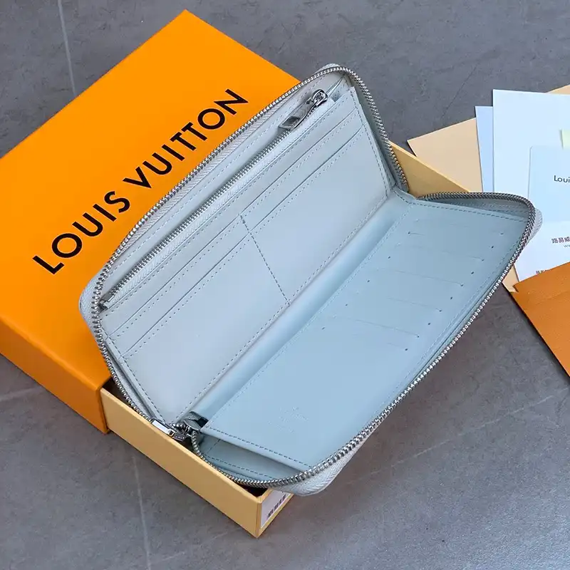 LV Bag 2309YA0115