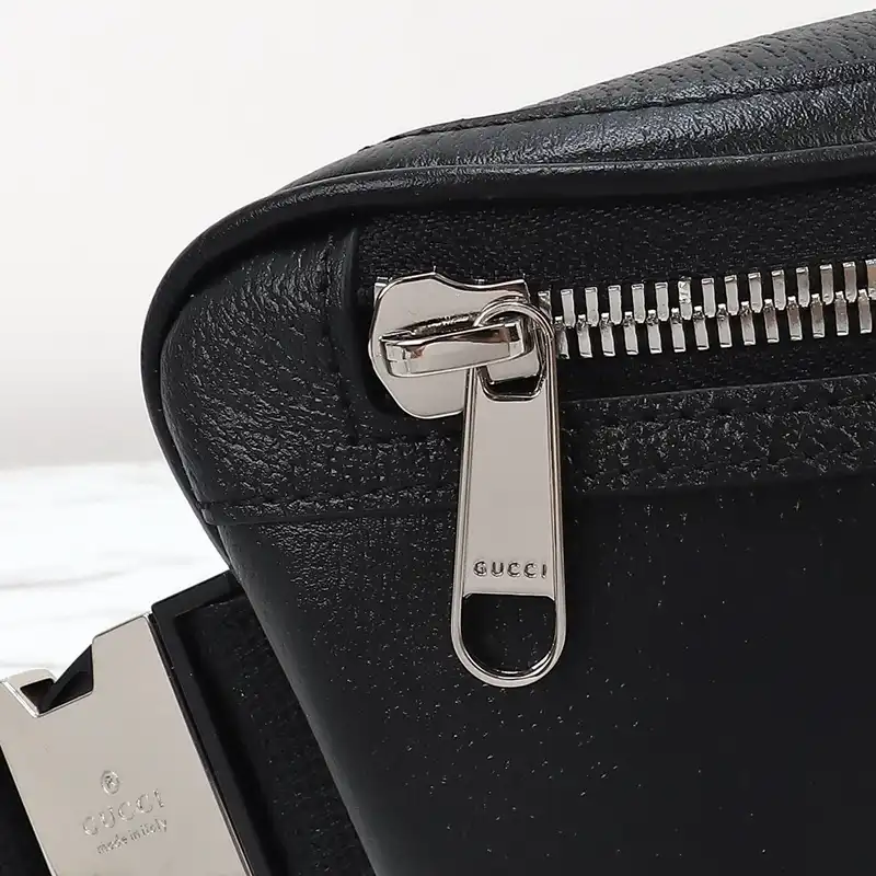 G*u*i bags 2411ya0162