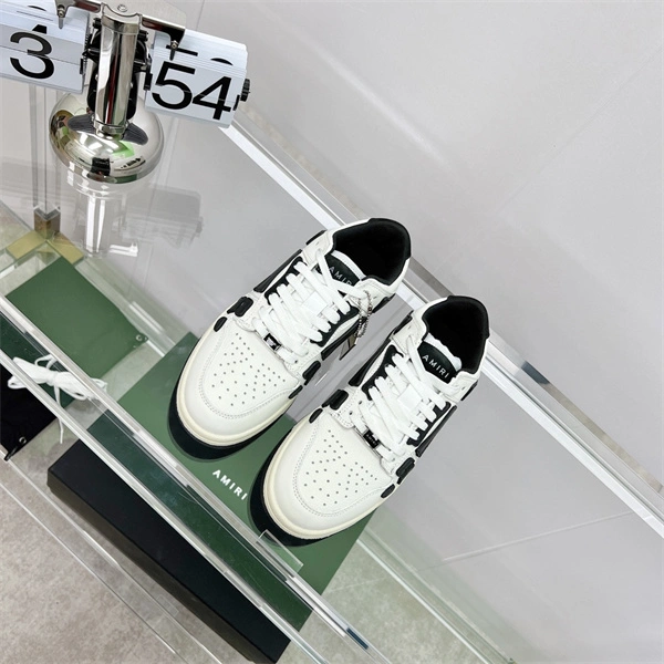 Sleek AMIR1 SNEAKERS 689