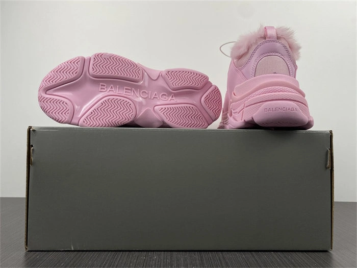 BLCG Triple S Fake Fur Pink 668562 W3CQ5 Versatile 4438