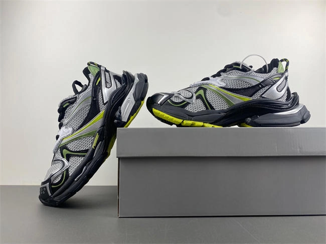 Balenciaga 779066-W3RBXP- TravelReady 4300