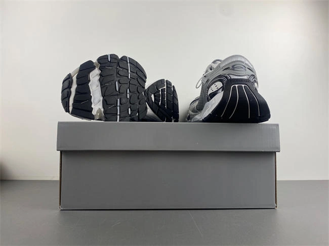 Balenciaga 803681-W3ST4- Practical 4295