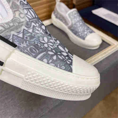 DR Sneaker Durable 1183