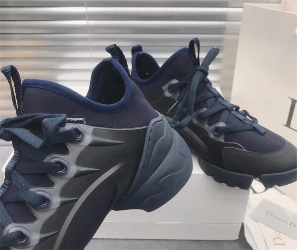 ComfortFit Dr Sneaker 1466