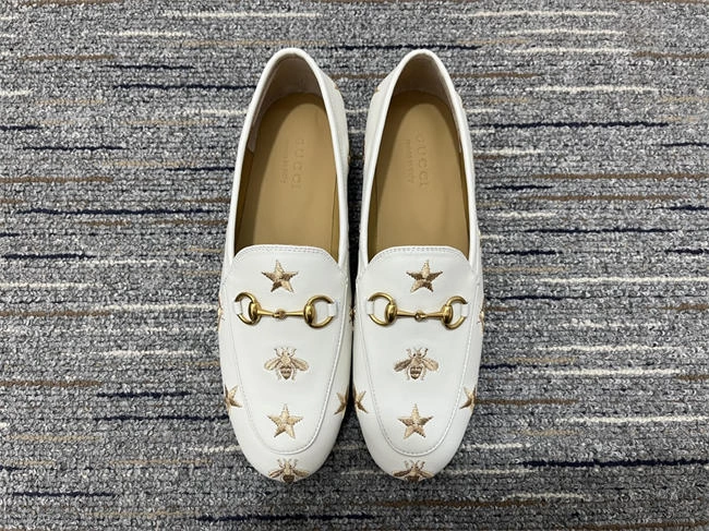 youthful G*u*i loafer 340