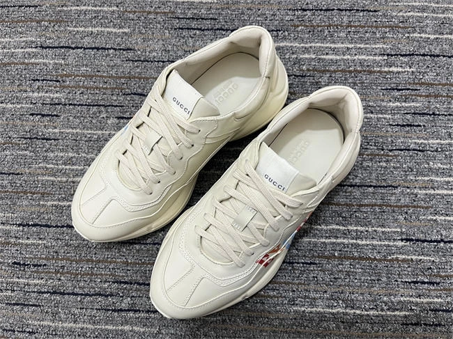 odorresistant G*u*i rhyton sneaker 265