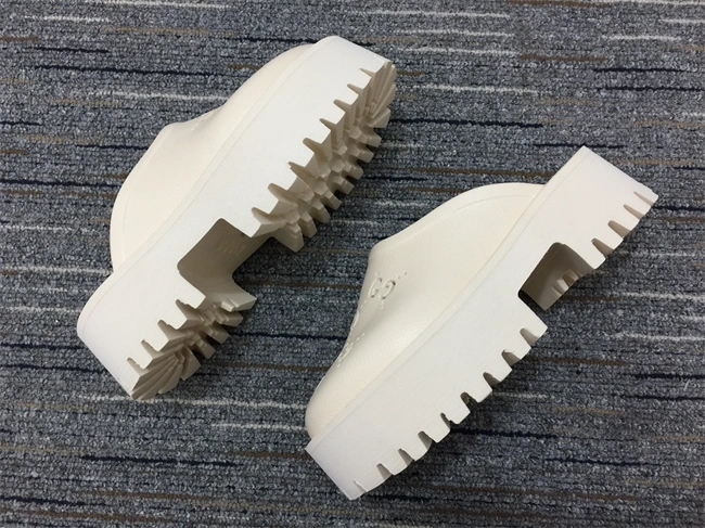 freshlook G*u*i slide 402