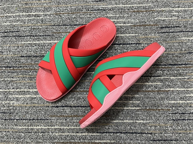 trendy G*u*i slide 414