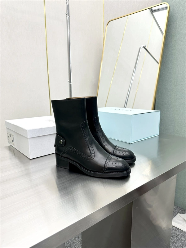 H Boot Sleek 2413