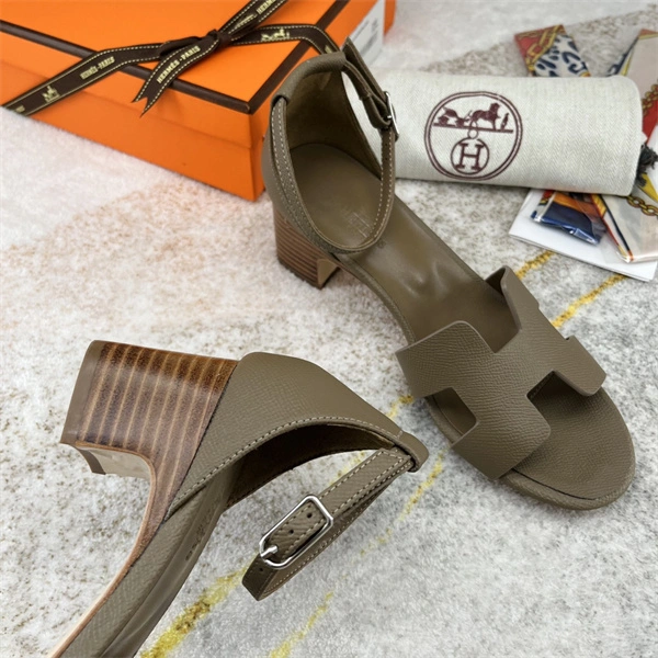 Practical H Sandals 2403