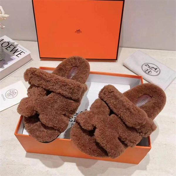 Efficient H Slipper 2380