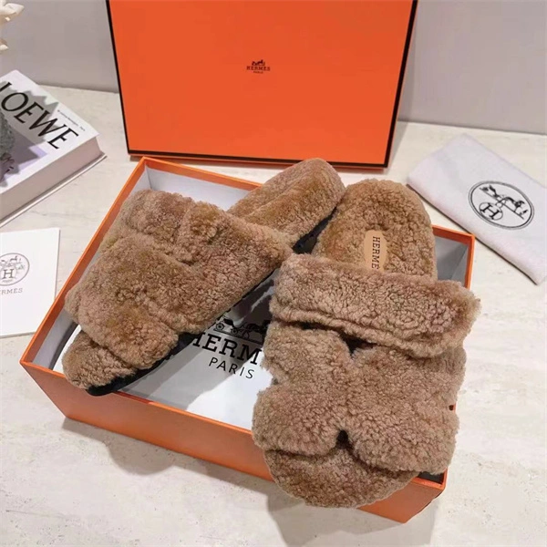 Efficient H Slipper 2380