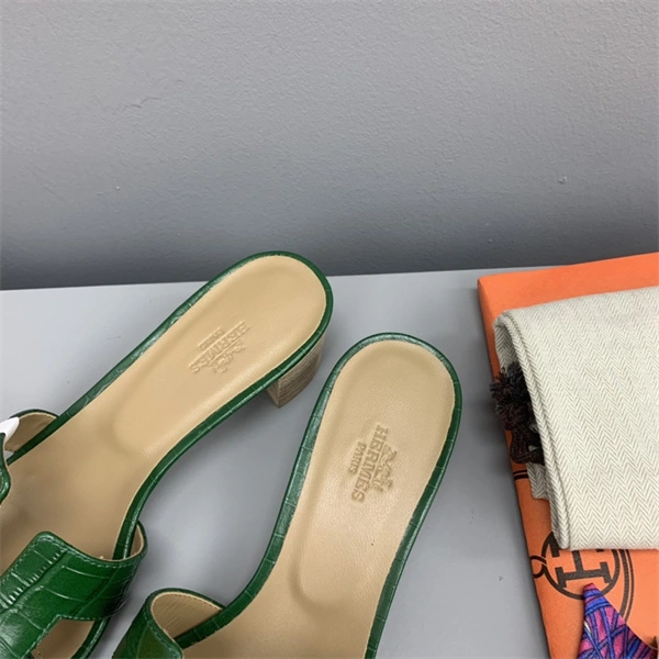 Timeless H Slipper 2385