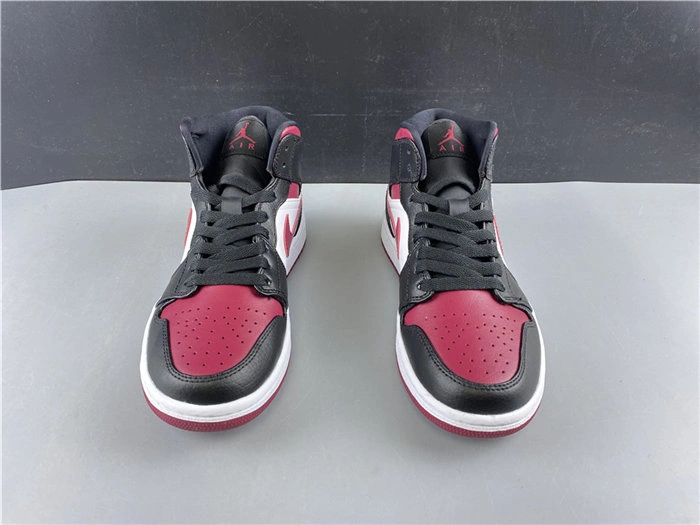Jordan1 Mid Bred Toe 554724- EasyCare 3777