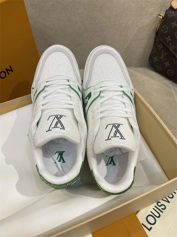 LV114 WITH DIAMON FlexibleFit 1818