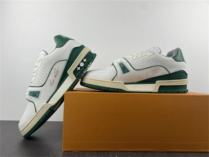 Luis Vitton LV Trainer Sneaker Low White Green 1A54HM FashionForward 1706