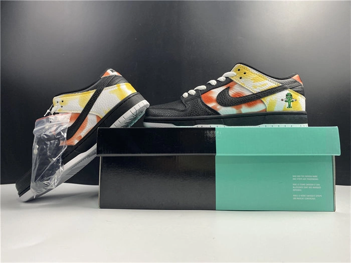 MoistureWicking Nike SB Dunk Low Raygun Tie-Dye Black BQ6832- 4903